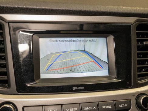 Used 2019 Hyundai Accent SE image 12