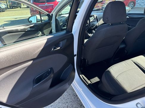 Used 2016 Chevrolet Cruze LT w/ Convenience Package image 10