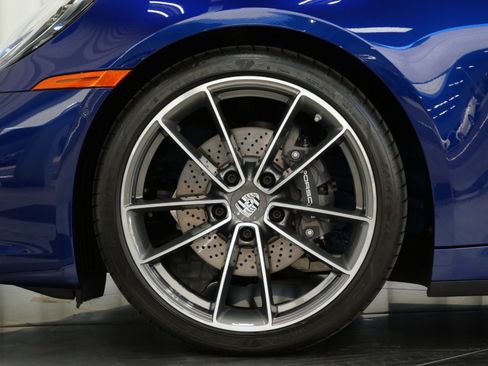 Used 2023 Porsche 911 Carrera image 10