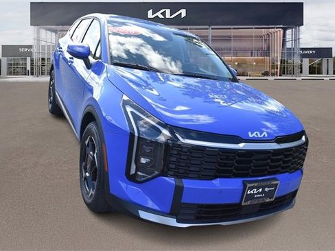 New 2026 Kia Sportage EX image 9