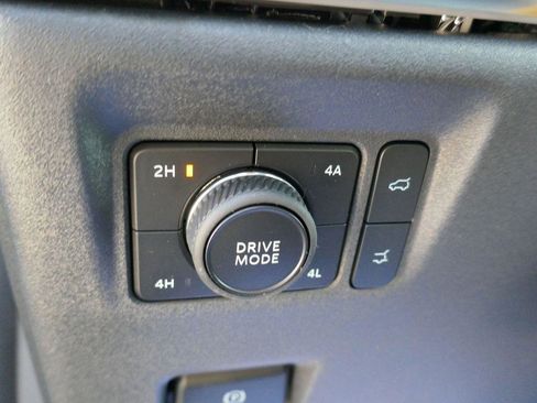 New 2026 Ford Expedition Max Platinum image 17