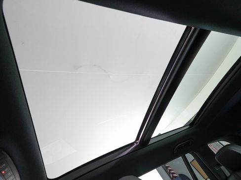 Used 2024 Mercedes-Benz GLS 450 4MATIC image 27