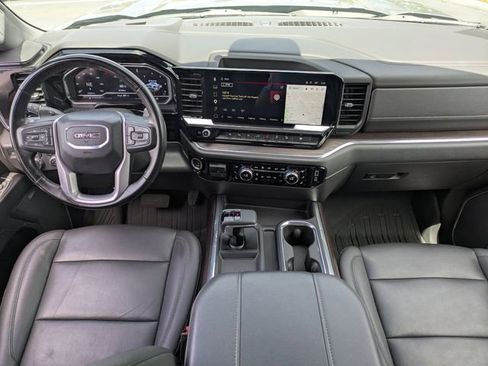 Used 2024 GMC Sierra 1500 SLT w/ SLT Premium Plus Package AWD/4WD image 17