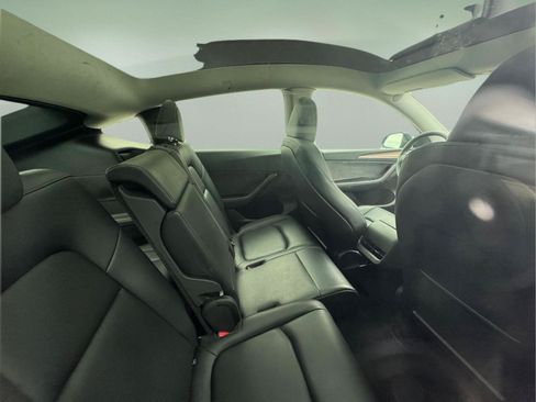 Used 2023 Tesla Model Y AWD image 13