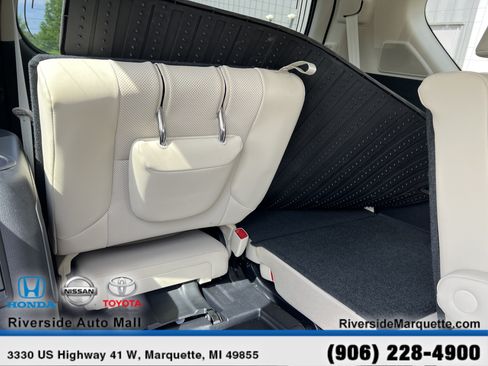 Used 2022 Lexus GX 460 Premium AWD/4WD image 27