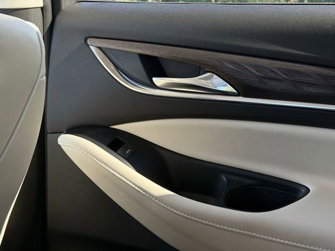 Used 2023 Buick Enclave Avenir w/ Avenir Technology Package image 61