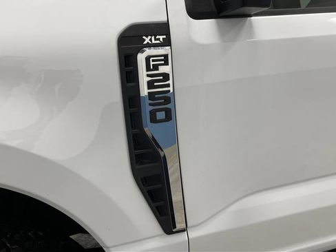 Used 2024 Ford F250 XLT image 34