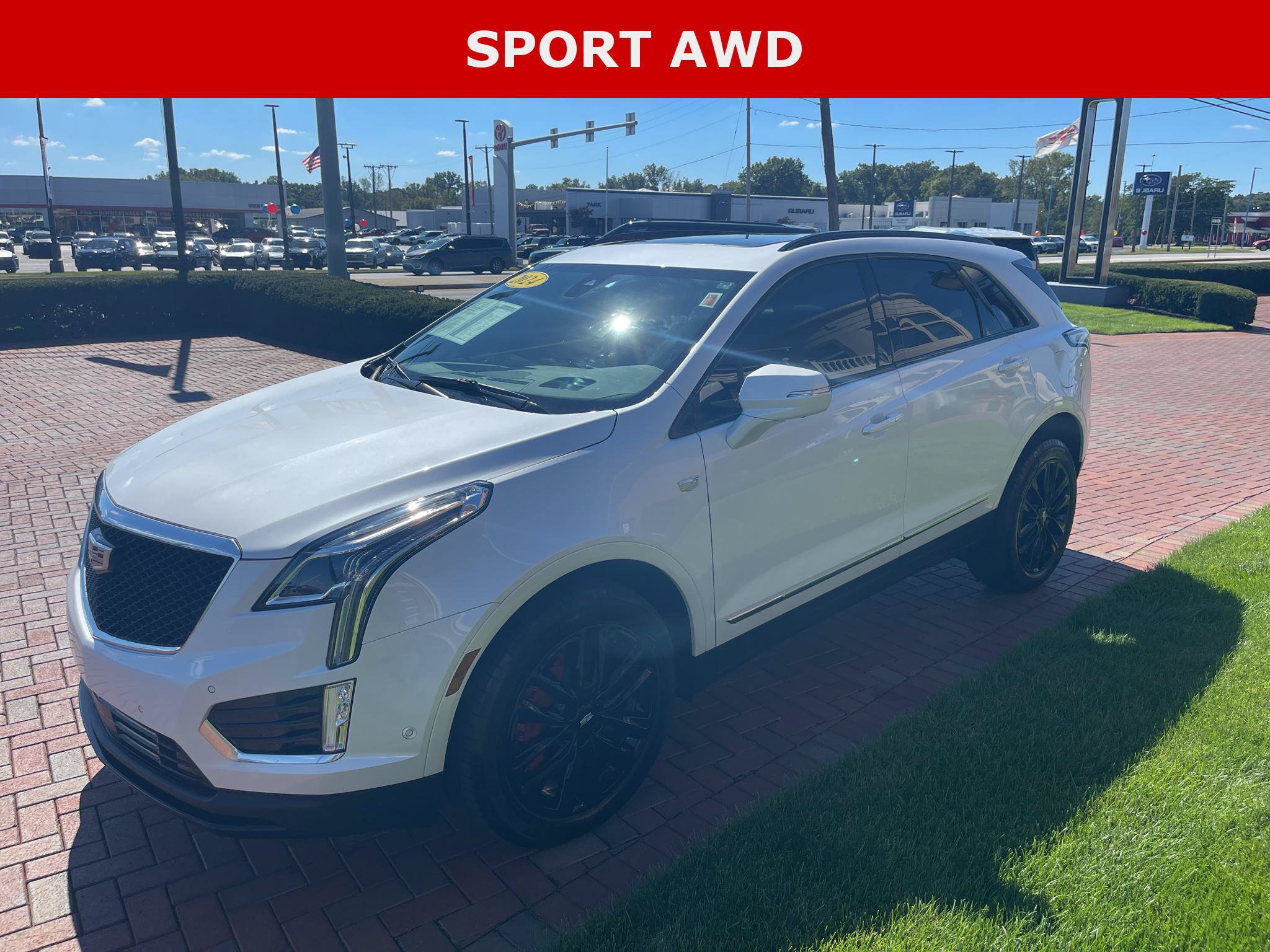 Used 2024 Cadillac XT5 Sportv w/ Technology Package AWD/4WD image 1
