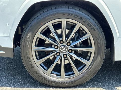 Used 2026 Lexus LX 700h F Sport AWD/4WD image 34