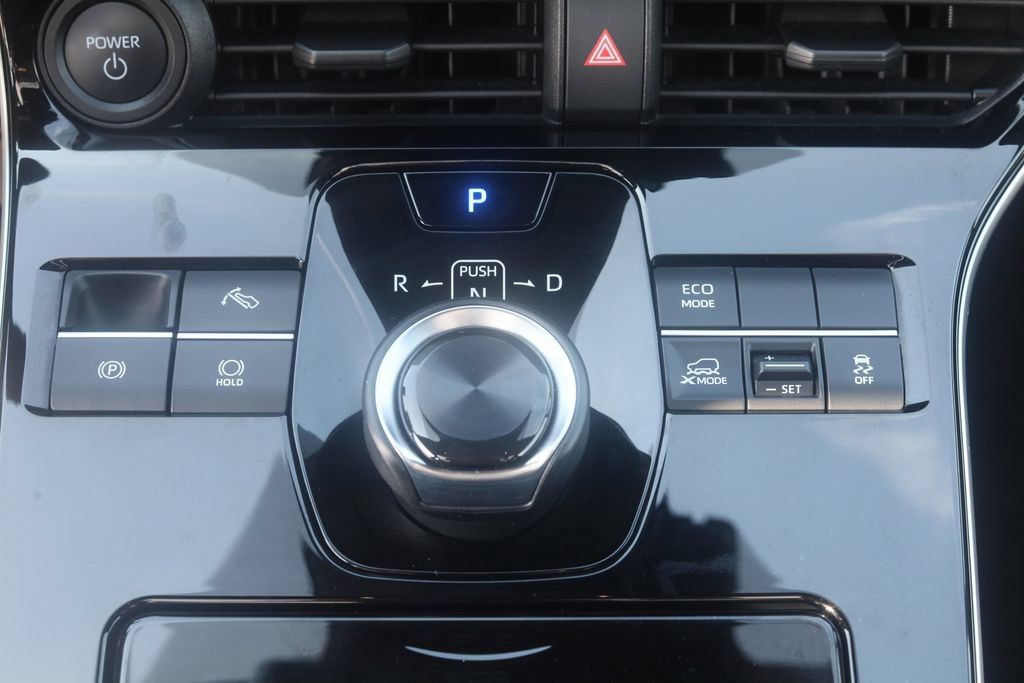 Used 2023 Toyota bZ4X AWD w/ Weather Package image 9