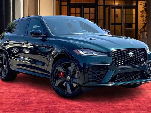 New 2026 Jaguar F-PACE SVR 575 Edition image 3