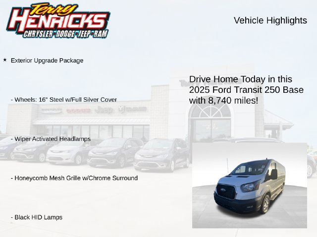 Used 2025 Ford Transit 250 Low Roof w/ Exterior Upgrade Package RWD image 4