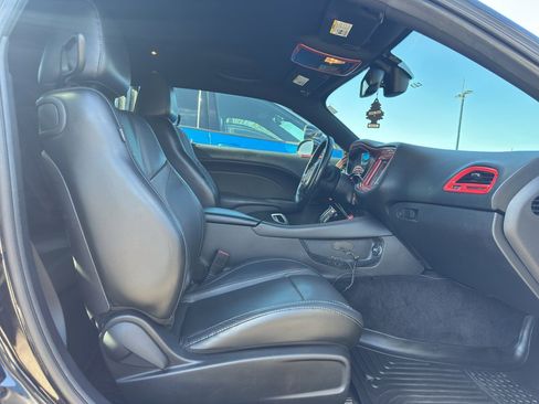 Used 2016 Dodge Challenger SXT Plus image 13