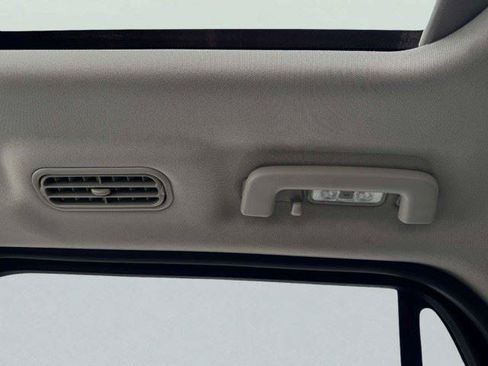 Used 2021 Ford Expedition XLT RWD image 40