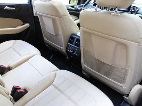 Used 2018 Mercedes-Benz GLS 450 4MATIC image 16
