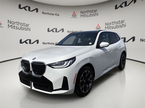 Used 2025 BMW X3 xDrive30i w/ Premium Package image 1