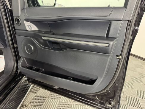 Used 2022 Ford Expedition XLT AWD/4WD image 48