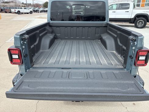 New 2026 Jeep Gladiator Rubicon image 5