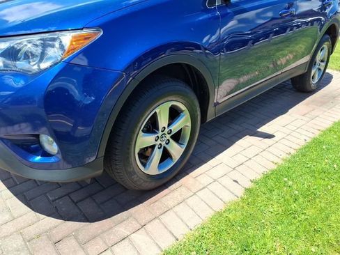 Used 2015 Toyota RAV4 XLE FWD image 4