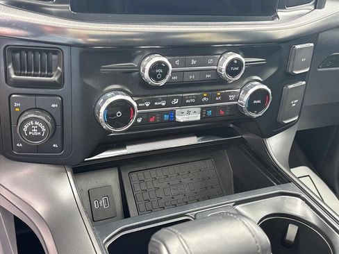 Used 2024 Ford F150 Lariat w/ Equipment Group 502A High AWD/4WD image 35