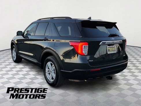 Used 2022 Ford Explorer XLT AWD/4WD image 5