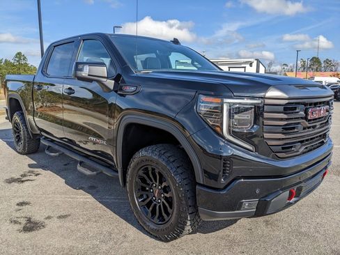 Used 2023 GMC Sierra 1500 AT4X image 22