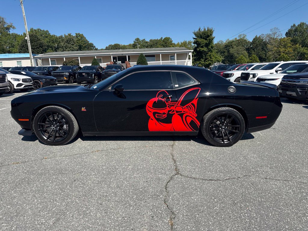 Used 2022 Dodge Challenger R/T Scat Pack w/ Dynamics Package RWD image 2