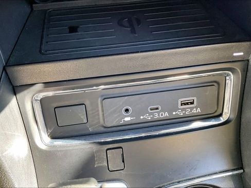 Used 2023 Subaru Ascent Premium w/ Convenience Package image 33