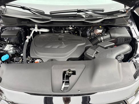Used 2026 Honda Odyssey Touring image 22