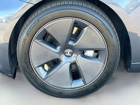 Used 2023 Tesla Model 3 Standard Range RWD image 30
