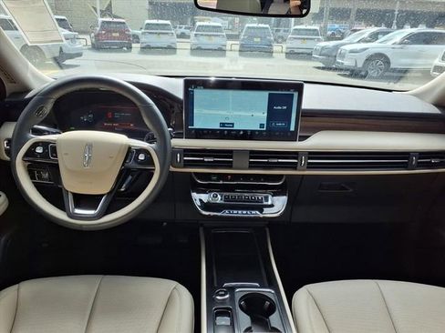 New 2026 Lincoln Corsair Grand Touring w/ Jet Appearance Package AWD/4WD image 6