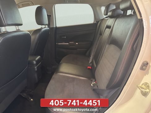 Used 2023 Mitsubishi Outlander Sport LE AWD/4WD image 17