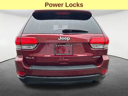 Used 2019 Jeep Grand Cherokee Laredo AWD/4WD image 11