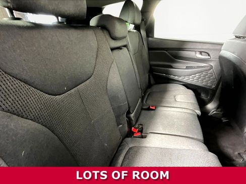 Used 2019 Hyundai Santa Fe SE image 23