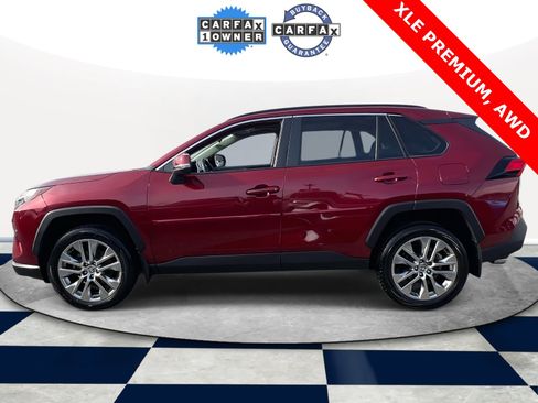 Used 2023 Toyota RAV4 XLE Premium image 4