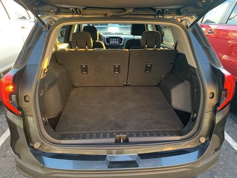 Used 2018 GMC Terrain SLE image 23