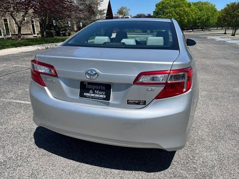 Used 2013 Toyota Camry LE image 13