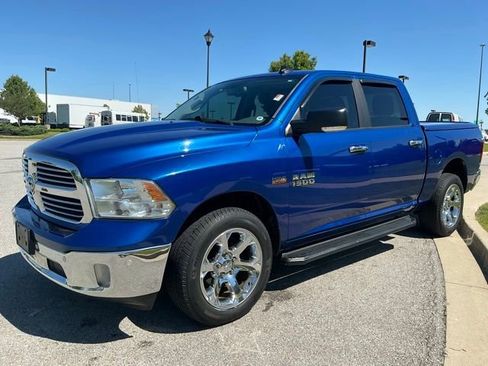 Used 2017 RAM 1500 Big Horn AWD/4WD image 3