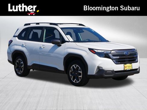 Certified 2025 Subaru Forester Premium AWD/4WD image 1