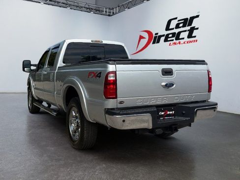 Used 2015 Ford F250 Lariat w/ Lariat Interior Package AWD/4WD image 9