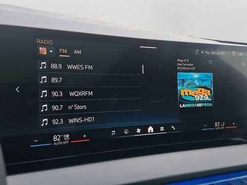 Certified 2025 BMW X3 xDrive30i w/ Premium Package image 18