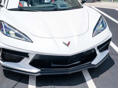 Used 2023 Chevrolet Corvette Stingray Premium Conv w/ Z51 Performance Package RWD image 5
