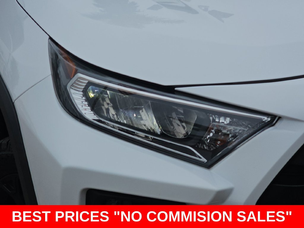 Used 2020 Toyota RAV4 TRD Off-Road AWD/4WD image 34