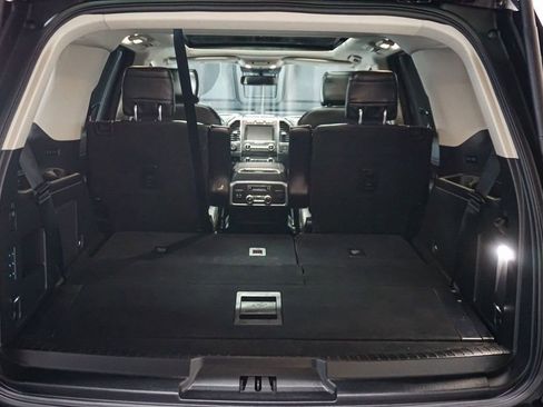 Used 2019 Ford Expedition Platinum image 50