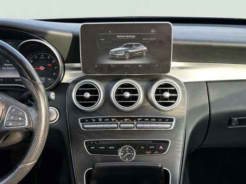 Used 2015 Mercedes-Benz C 300 C 300 4MATIC AWD 4dr Sedan image 18