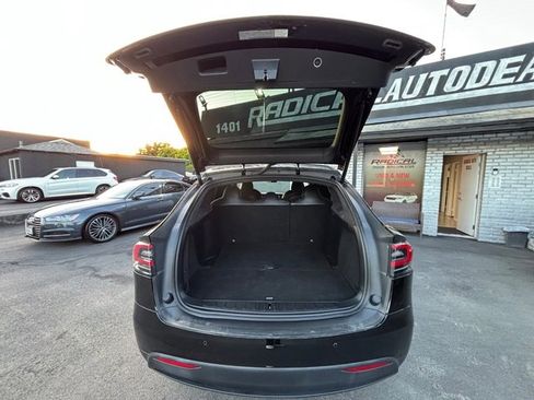 Used 2020 Tesla Model X Long Range AWD/4WD image 35
