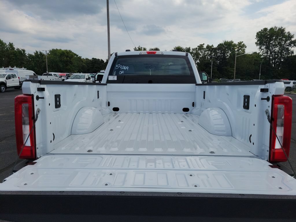 New 2026 Ford F350 XL w/ FX4 Off-Road Package AWD/4WD image 10