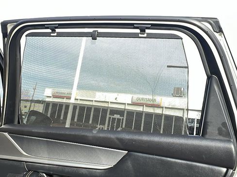 Used 2024 MAZDA CX-90 3.3 Turbo w/ Preferred Package image 15