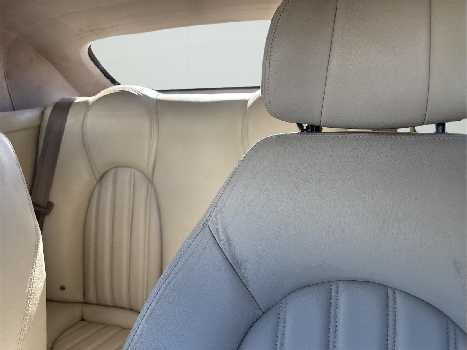 Used 2005 Jaguar XK8 Convertible RWD image 22