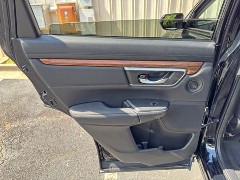 Used 2020 Honda CR-V EX-L image 39